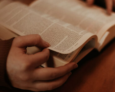 Plan de estudio bíblico para leer correctamente las sagradas escrituras